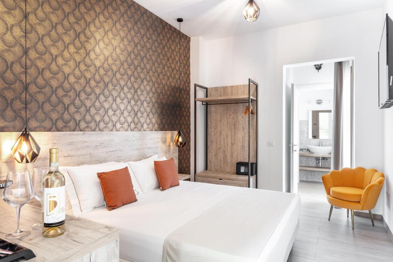 Lungomare Rooms ออลเบีย ภายนอก รูปภาพ